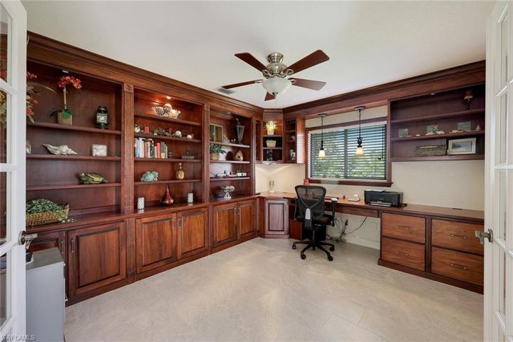1401 SW 4th PL, CAPE CORAL FL 33991