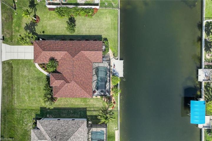 1401 SW 4th PL, CAPE CORAL FL 33991