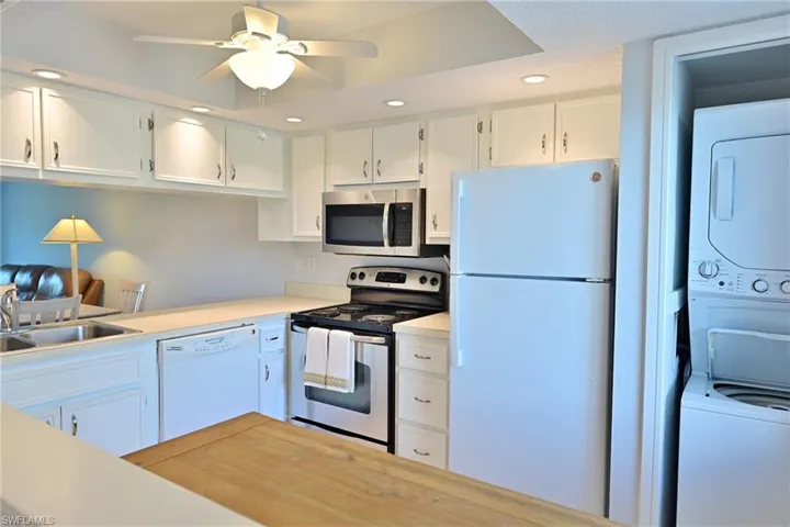 4835 Bonita Beach Rd 102, Bonita Springs, Florida 34134