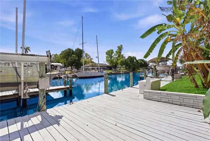 5229 Pelican Blvd, Cape Coral, Florida 33914