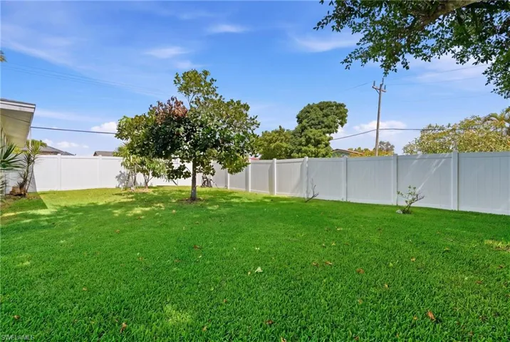 5229 Pelican Blvd, Cape Coral, Florida 33914