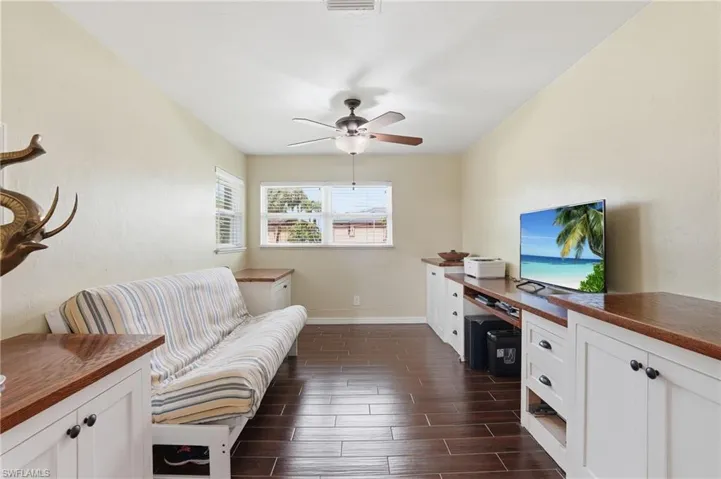 5229 Pelican Blvd, Cape Coral, Florida 33914