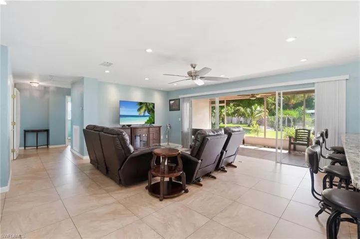 5229 Pelican Blvd, Cape Coral, Florida 33914