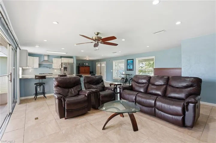 5229 Pelican Blvd, Cape Coral, Florida 33914