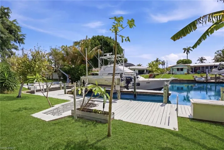 5229 Pelican Blvd, Cape Coral, Florida 33914