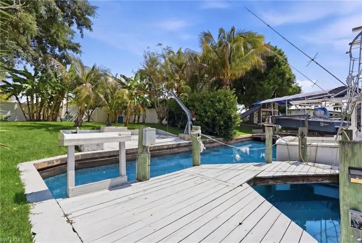 5229 Pelican Blvd, Cape Coral, Florida 33914