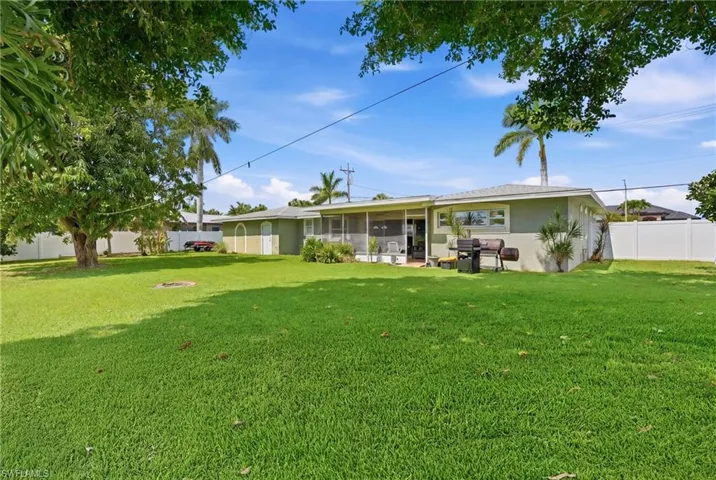 5229 Pelican Blvd, Cape Coral, Florida 33914