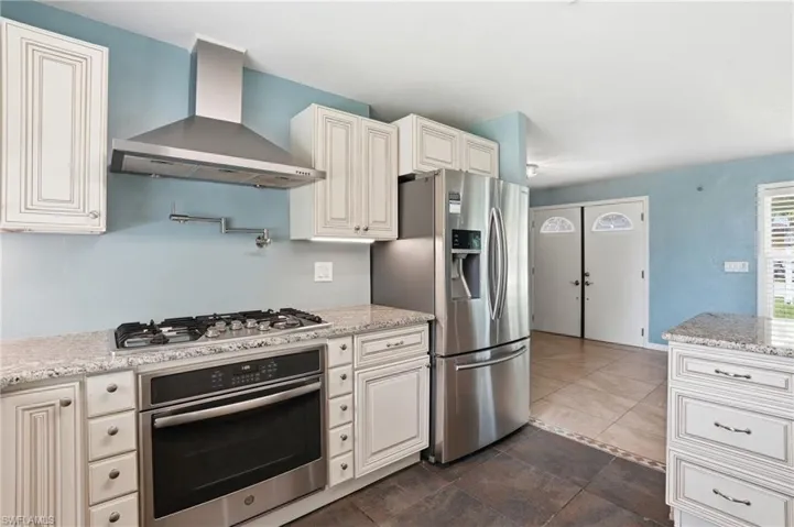 5229 Pelican Blvd, Cape Coral, Florida 33914