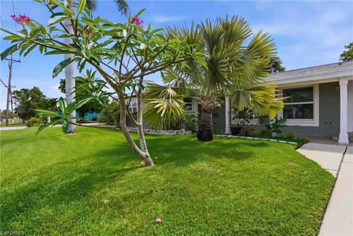 5229 Pelican Blvd, Cape Coral, Florida 33914
