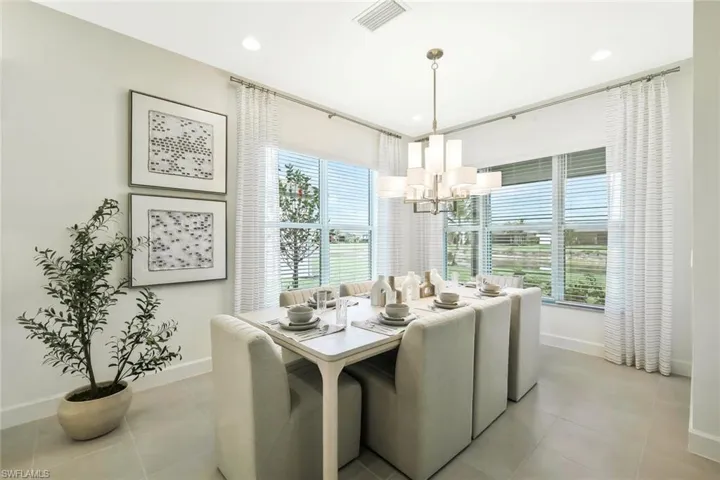 11805  Drake  LN, Naples, FL 34120