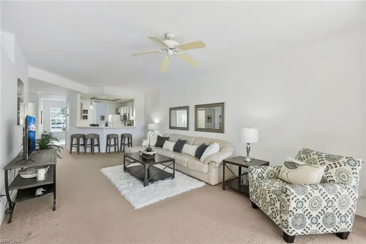 760  Wiggins Lake  DR, Naples, FL 34110