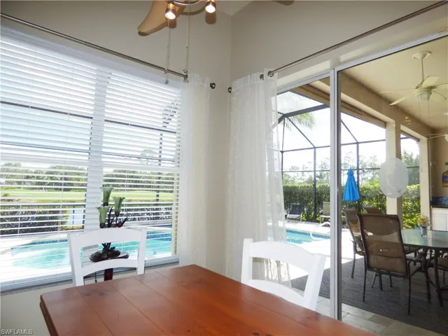 Dinette space with view of the lanai.