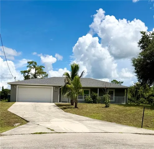 8007 Royal Ct, Labelle, Florida 33935