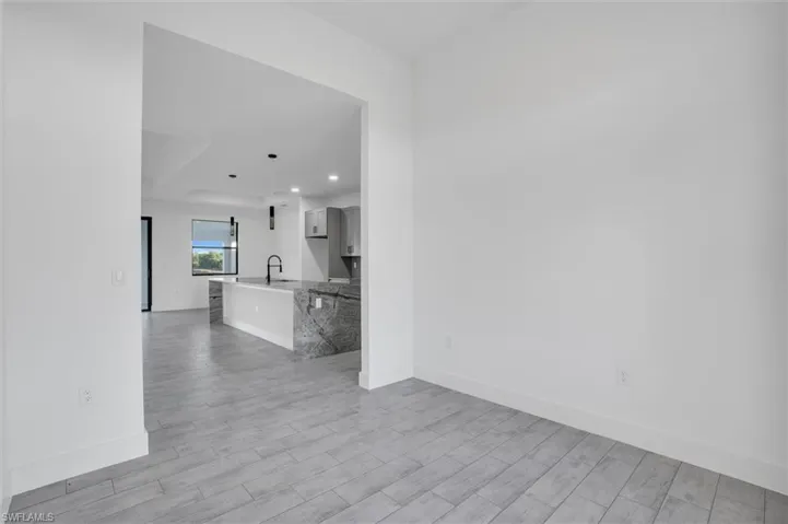 2606  10th SW ST, Lehigh Acres, FL 33976