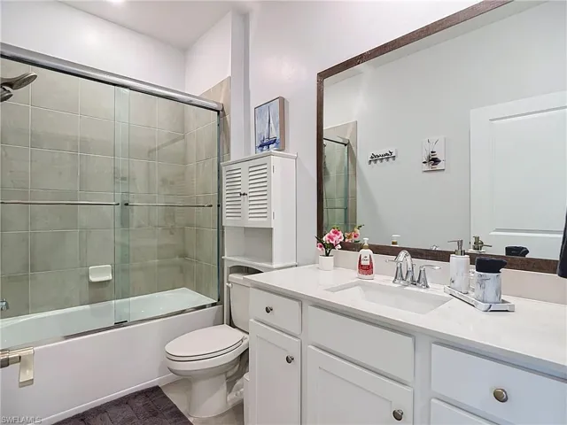 18814 Copperhead Ct N, Lehigh Acres, Florida 33936