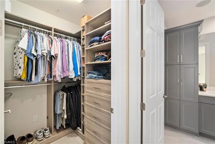 View of walk in closet