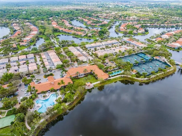 4310  Queen Elizabeth  WAY, Naples, FL 34119