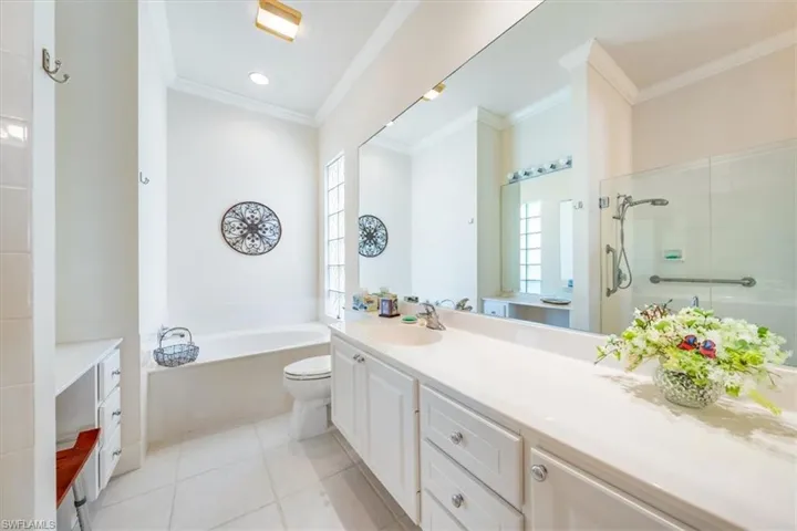 4310  Queen Elizabeth  WAY, Naples, FL 34119