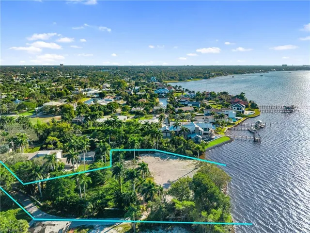 8661 Cajuput Cv, Fort Myers, Florida 33919