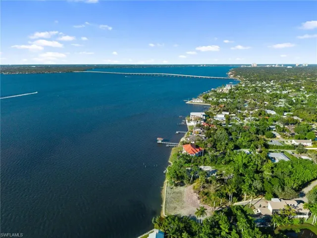 8661 Cajuput Cv, Fort Myers, Florida 33919