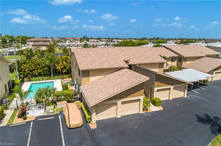 4112 19th Pl 104, Cape Coral, Florida 33904