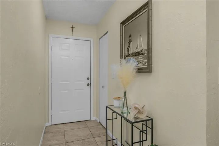 4112 19th Pl 104, Cape Coral, Florida 33904