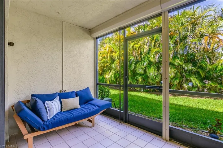4112 19th Pl 104, Cape Coral, Florida 33904