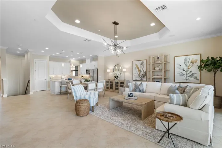 9672  Montelanico  LOOP, Naples, FL 34119