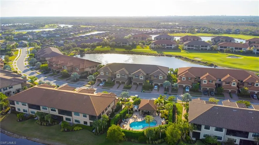 9672  Montelanico  LOOP, Naples, FL 34119
