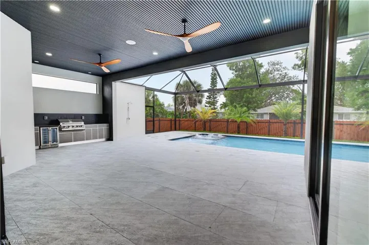 3606 Sw 3rd St, Cape Coral, Florida 33991