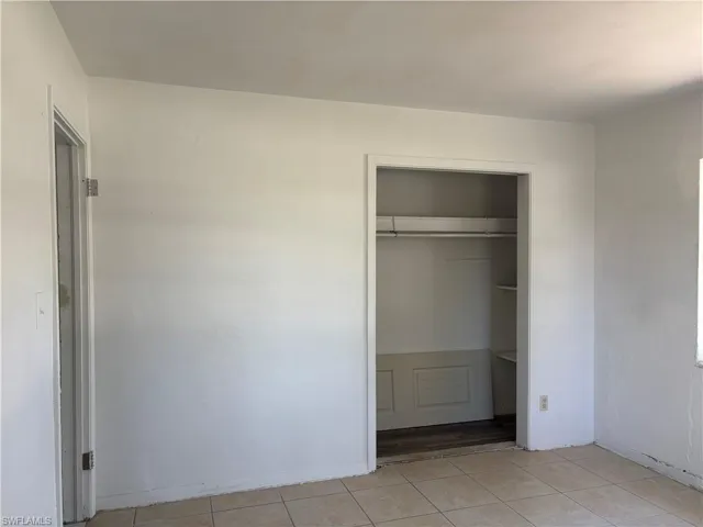 3977 Seminole Ave, Fort Myers, Florida 33916