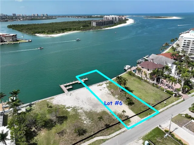 20 Pelican St W, Naples Fl 34113