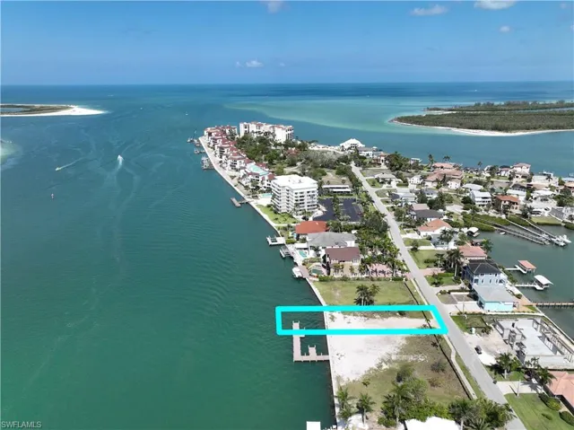 20 Pelican St W, Naples Fl 34113