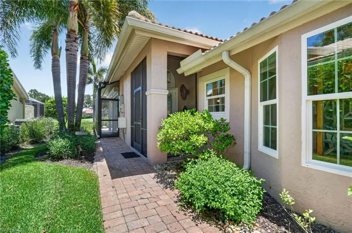 13071 Southampton Dr, Bonita Springs, Florida 34135