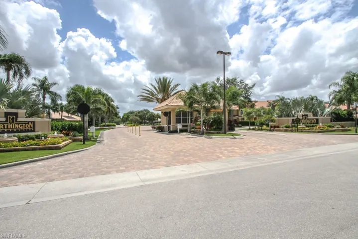 13071 Southampton Dr, Bonita Springs, Florida 34135