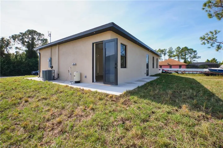 Concrete path and efficiency private entry