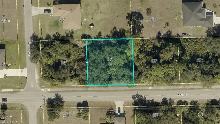 704 W 6th St, Lehigh Acres, Florida 33972