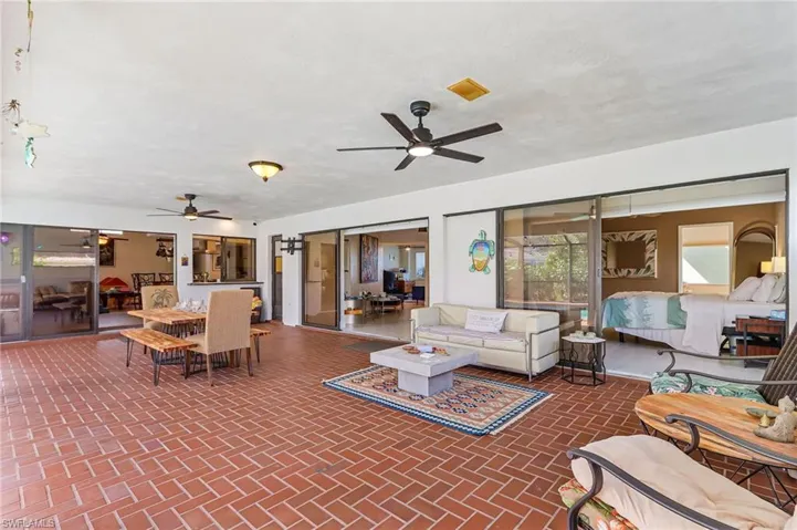 Living room with a ceiling fan