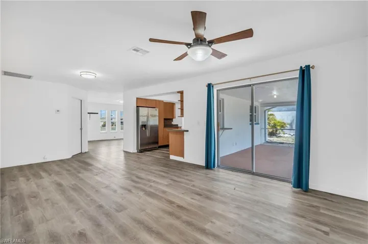1136 SW 44th  TER, Cape Coral, FL 33914
