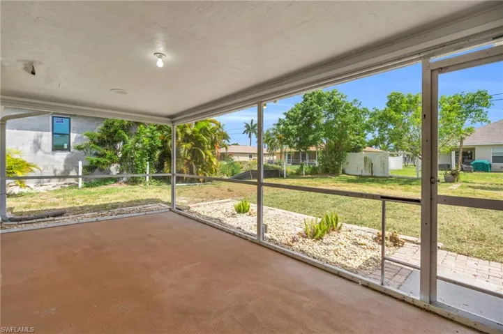 1136 SW 44th  TER, Cape Coral, FL 33914