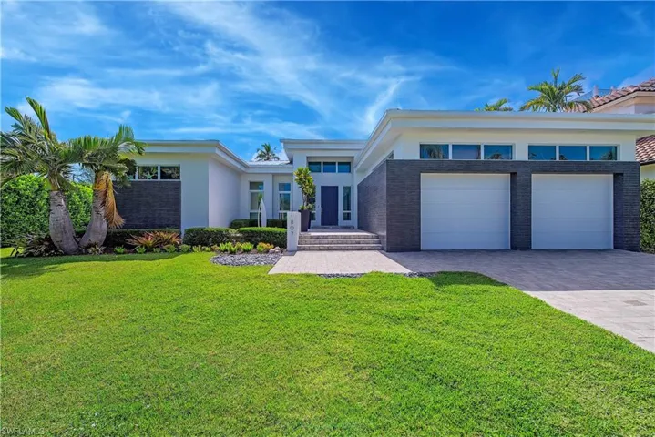 1807 Snook Dr, Naples, Florida 34102