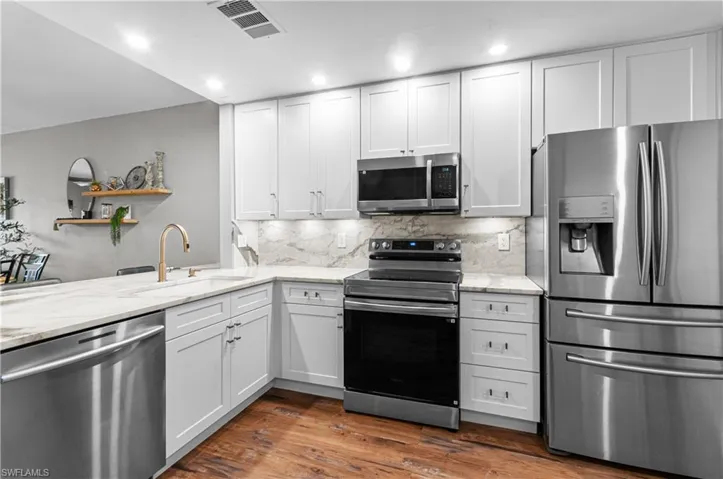 28060 Cavendish Ct 2505, Bonita Springs, Florida 34135