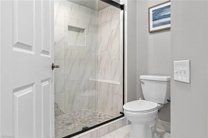 28060 Cavendish Ct 2505, Bonita Springs, Florida 34135