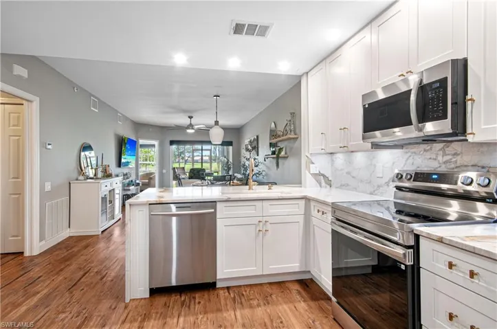 28060 Cavendish Ct 2505, Bonita Springs, Florida 34135