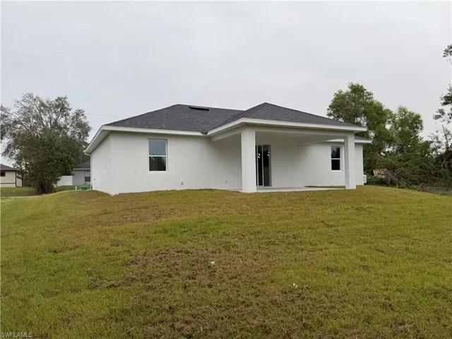 3203 24th St Sw, Lehigh Acres, Florida 33976