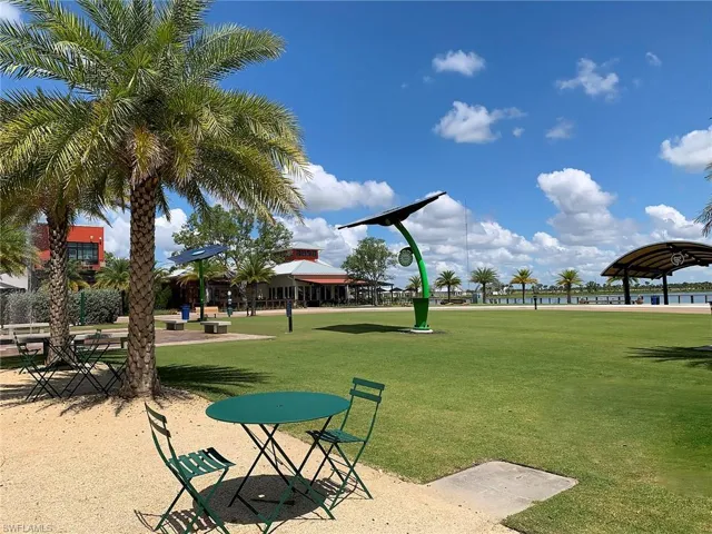 Founder's Square