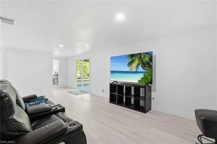1702 E 6th St, Lehigh Acres, Florida 33972