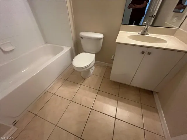 4255 Liron Ave 102, Fort Myers, Florida 33916