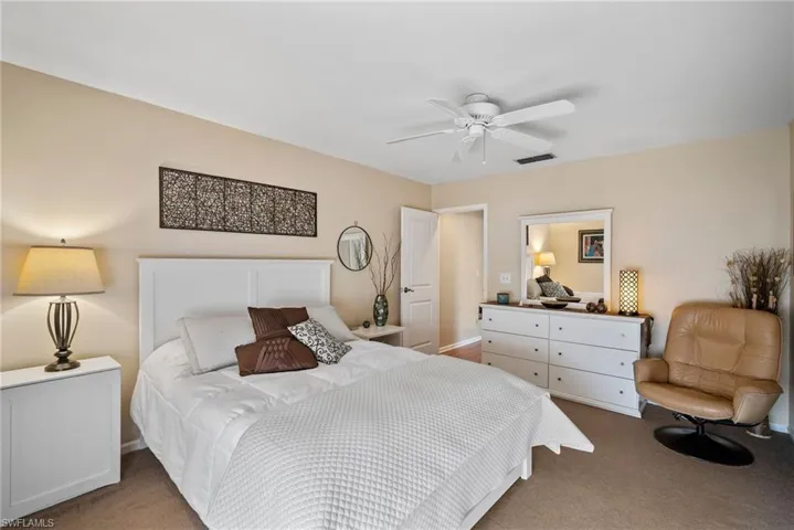 6579  Willow Lake  CIR, Fort Myers, FL 33966