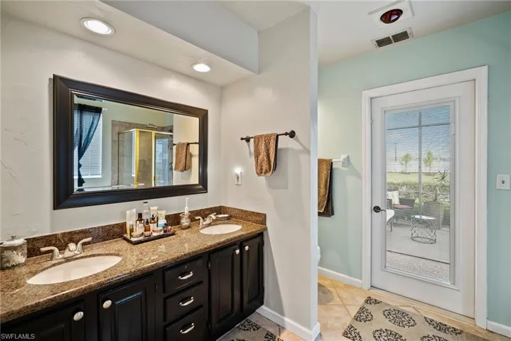 6579  Willow Lake  CIR, Fort Myers, FL 33966